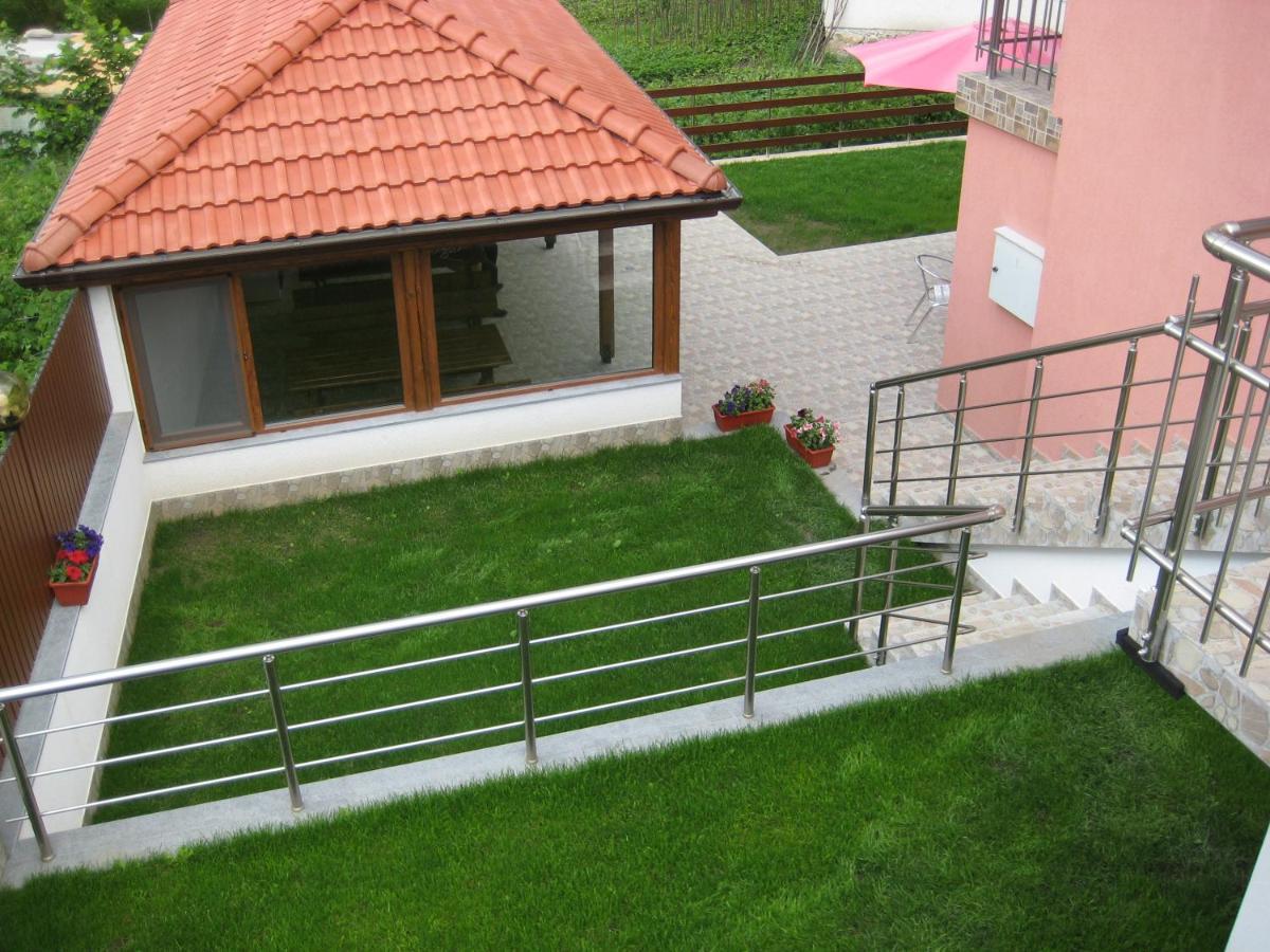 Къща За Гости Романс Yagodina Exterior photo