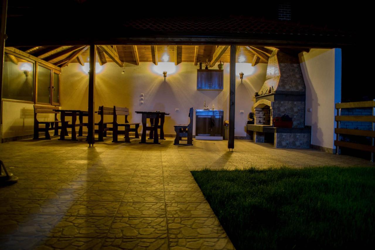 Къща За Гости Романс Yagodina Exterior photo